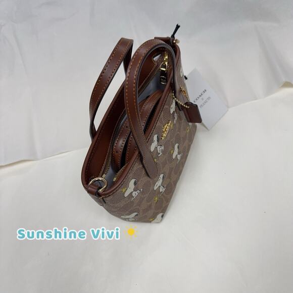 NWT Coach X Peanuts City Mini Tote Bag Signature Canvas With Snoopy Print CBS83 - Picture 6 of 8